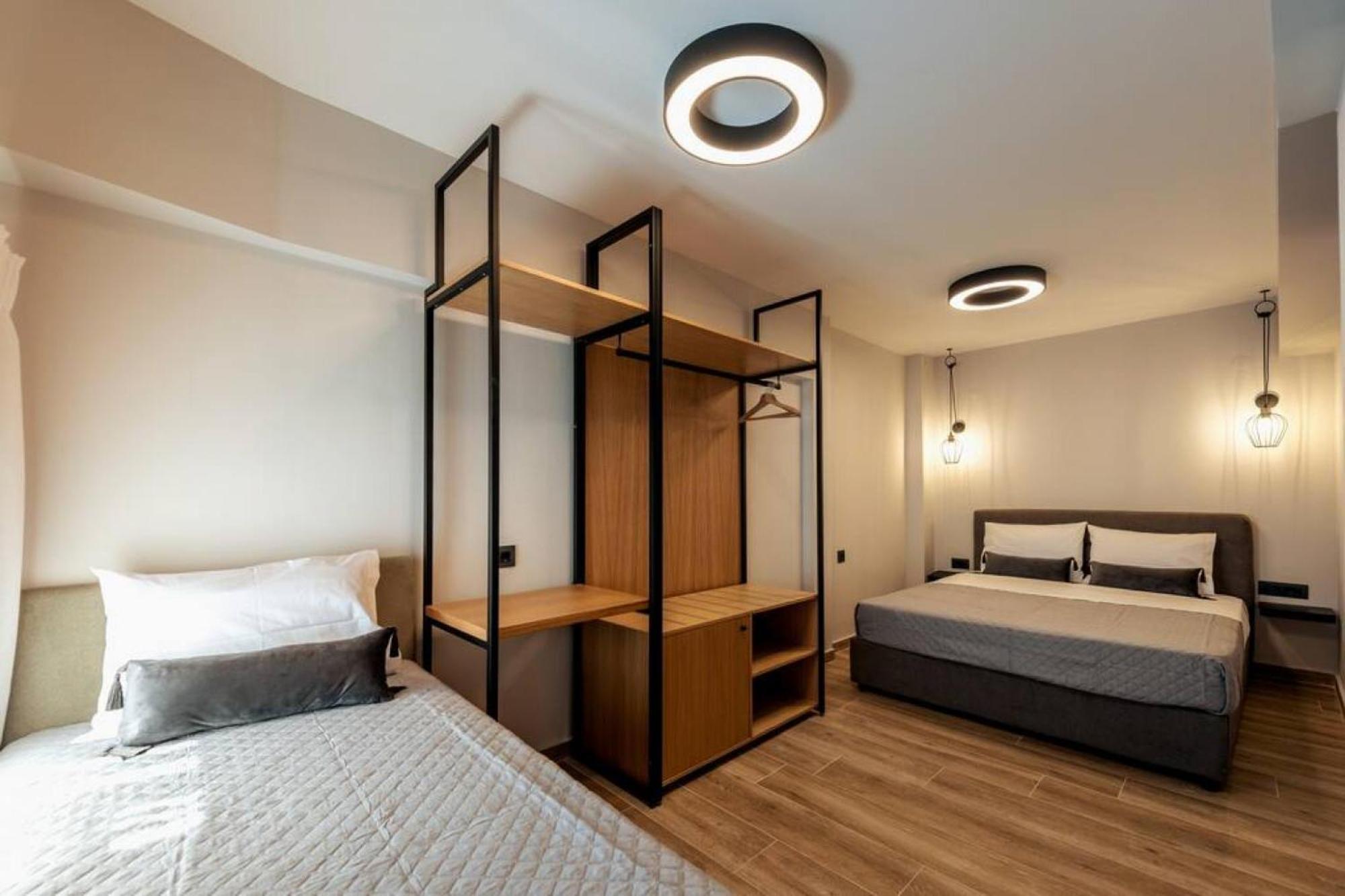 Luxurious Maisonette In 이오아니아 외부 사진