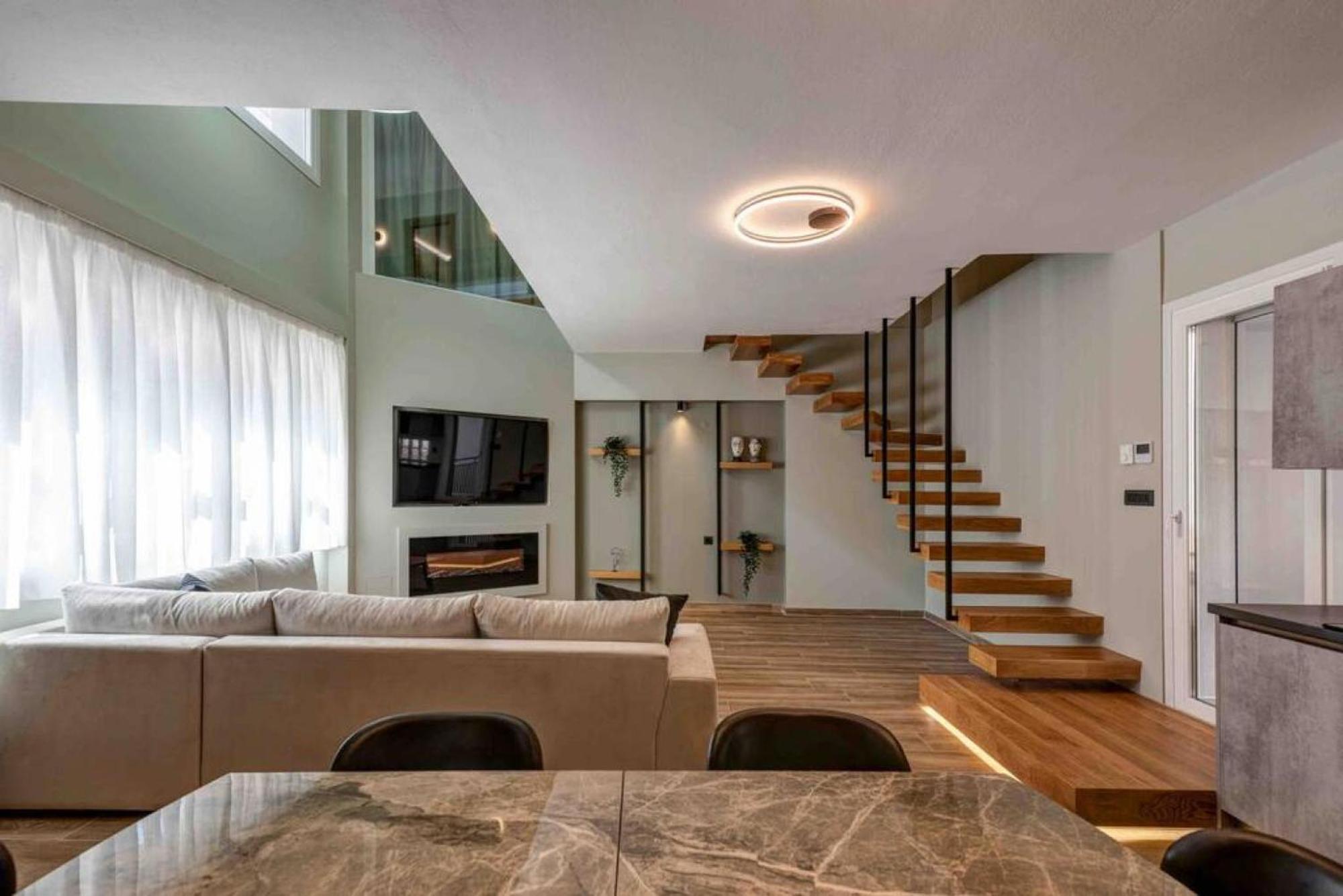 Luxurious Maisonette In 이오아니아 외부 사진